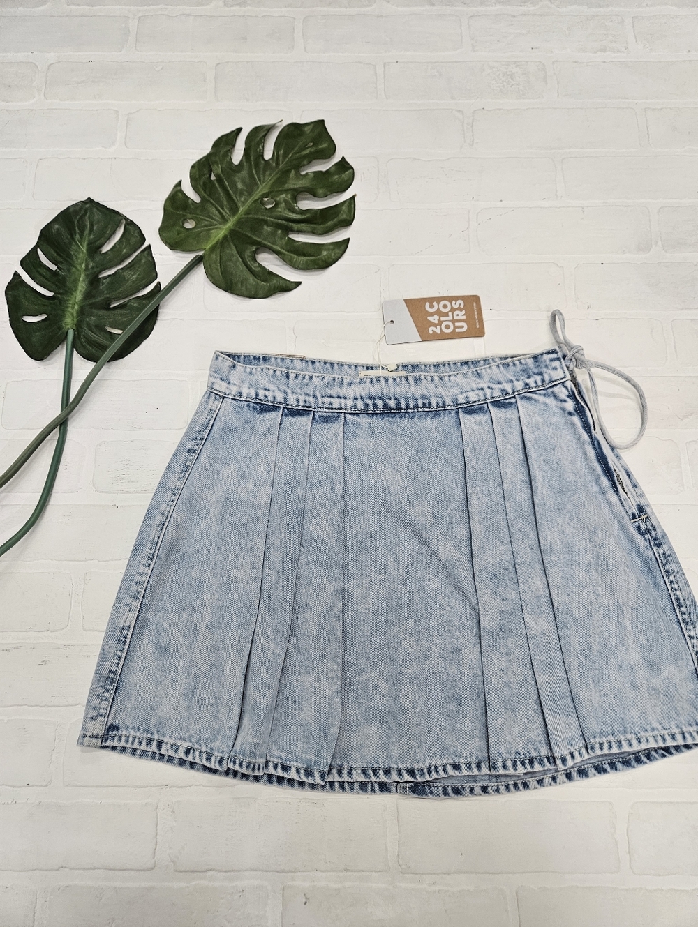 Acid Wash Pleat Mini Skirt